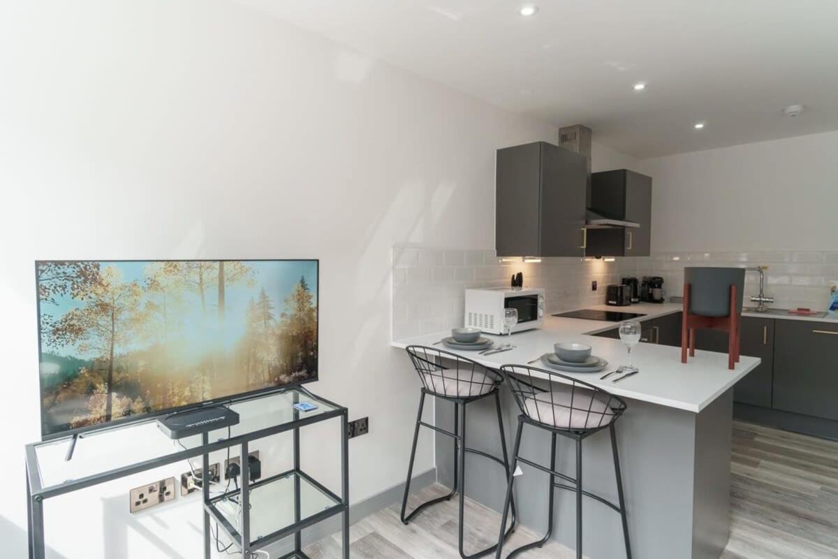 Modern 1 Bedroom Apartment In Preston Centre Εξωτερικό φωτογραφία