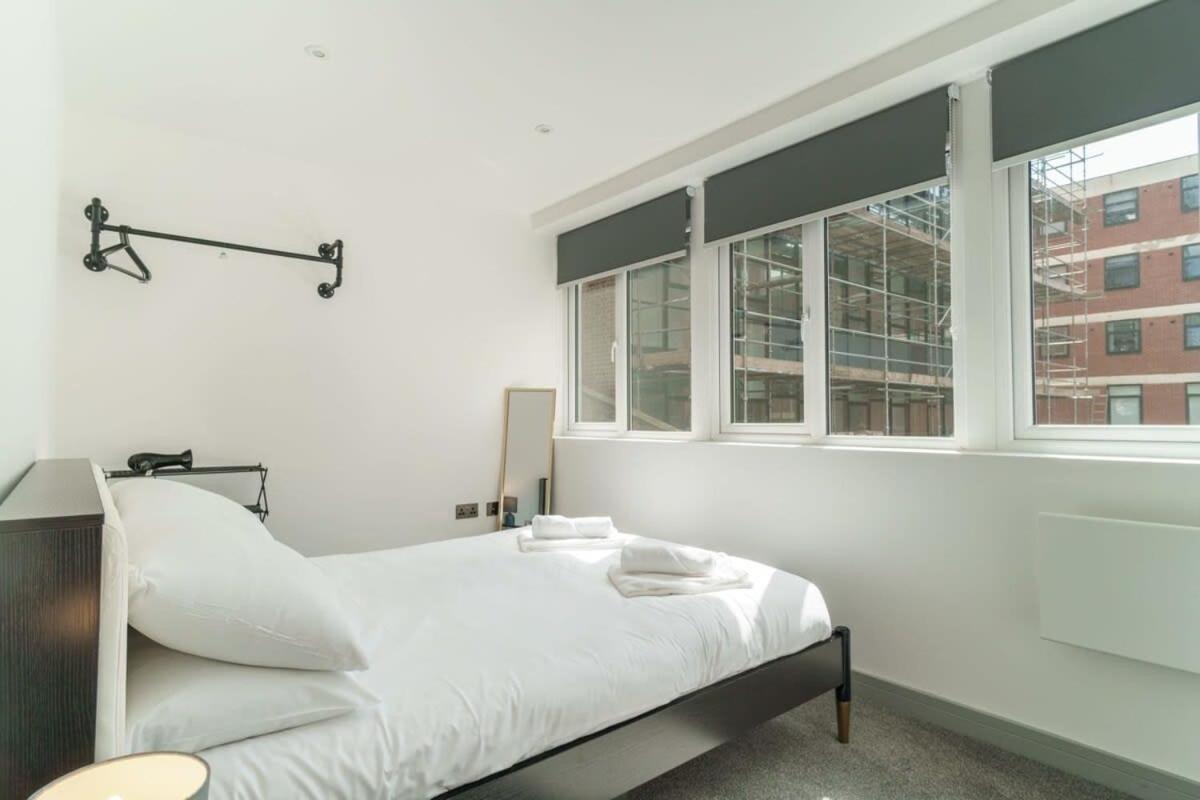Modern 1 Bedroom Apartment In Preston Centre Εξωτερικό φωτογραφία
