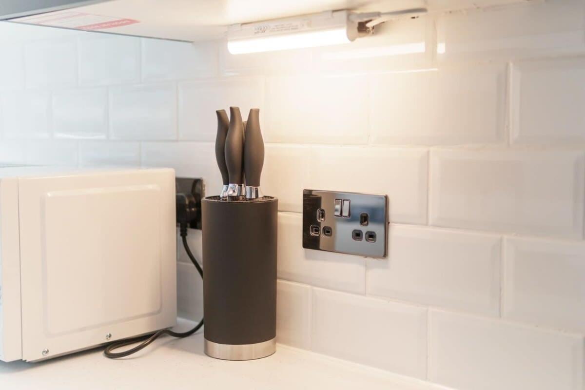 Modern 1 Bedroom Apartment In Preston Centre Εξωτερικό φωτογραφία