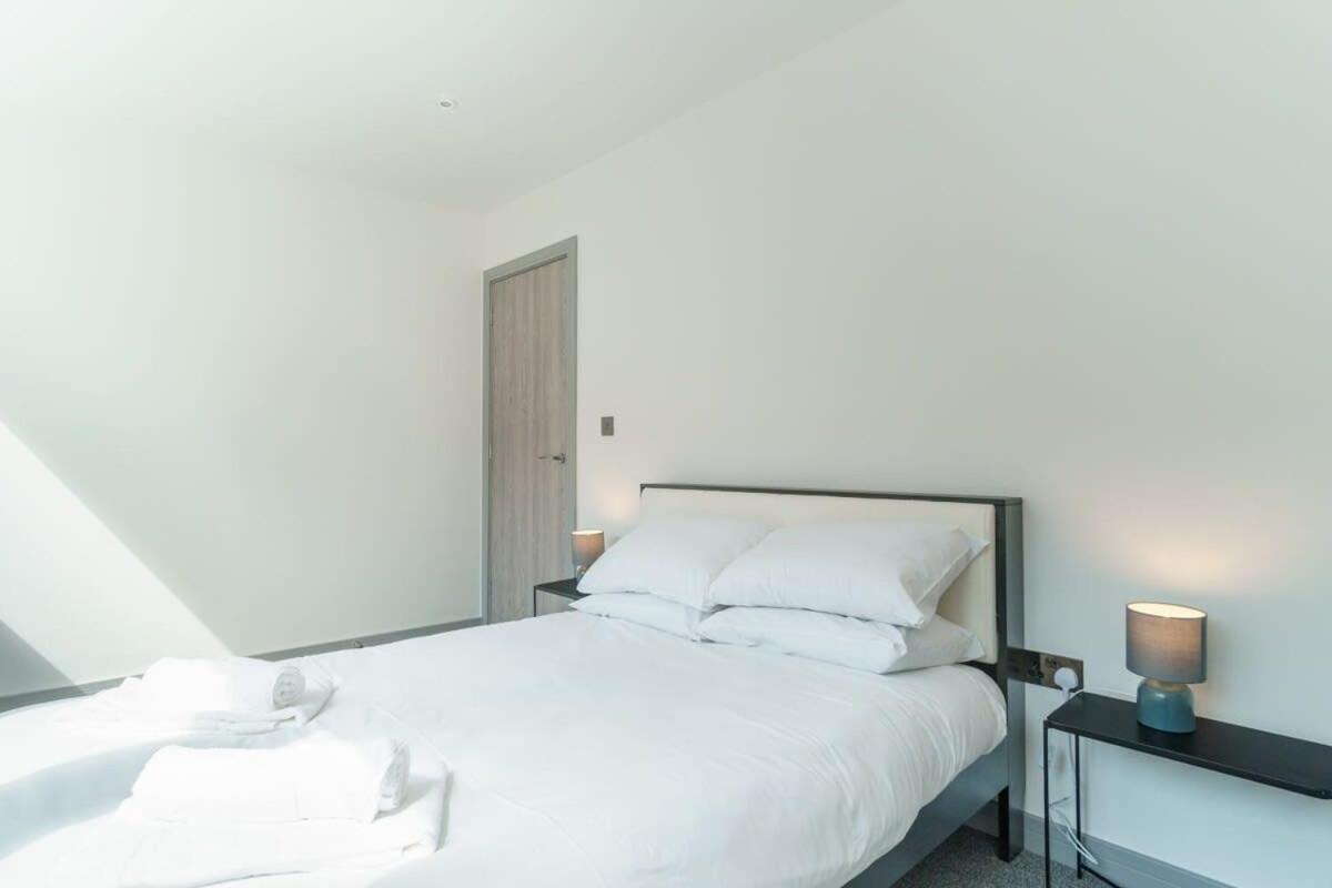 Modern 1 Bedroom Apartment In Preston Centre Εξωτερικό φωτογραφία